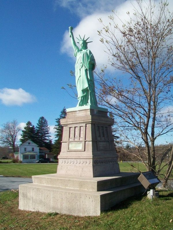 Replica of the Statue of Liberty and Marker image. Click for full size.