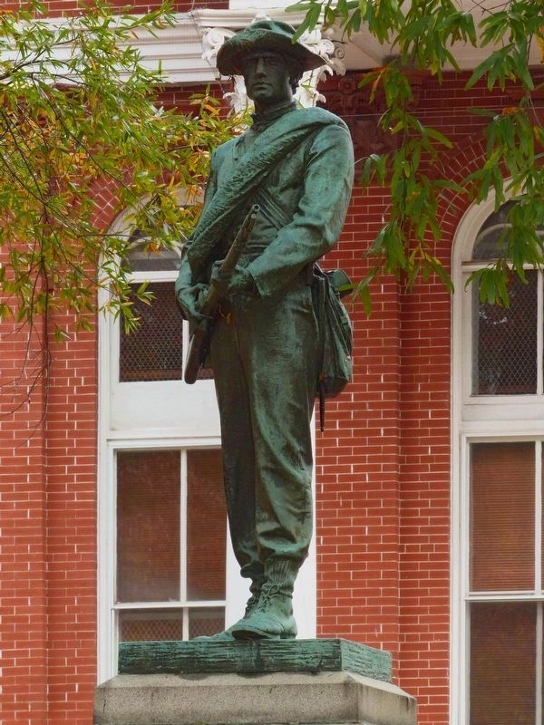 Confederate Soldier Statue<br>by Frederick William Sievers<br>1907 image. Click for full size.