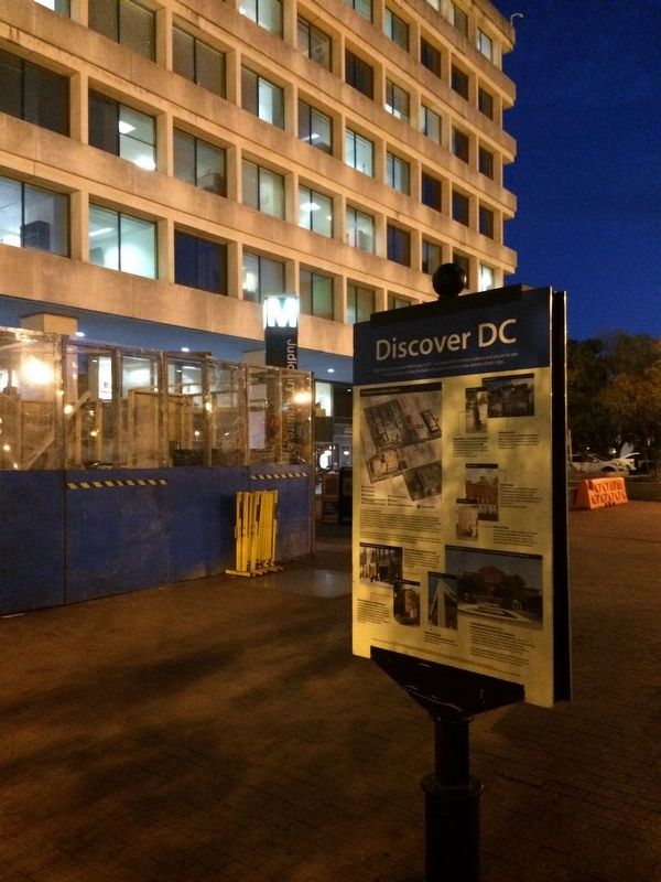 Discover DC / Judiciary Square Marker image. Click for full size.