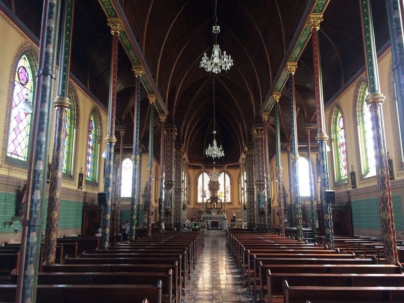 The interior of the nearby Our Lady of Mercy (Nuestra Seora de Merced) Catholic Church image. Click for full size.