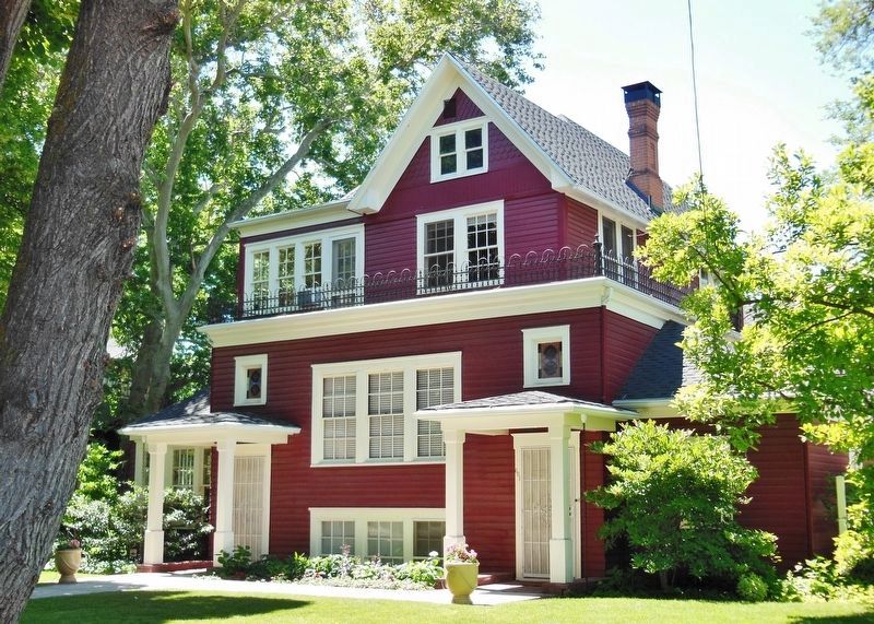 Warm Springs Avenue House. Click for full size. Warm Springs Avenue House image. Click for full size.