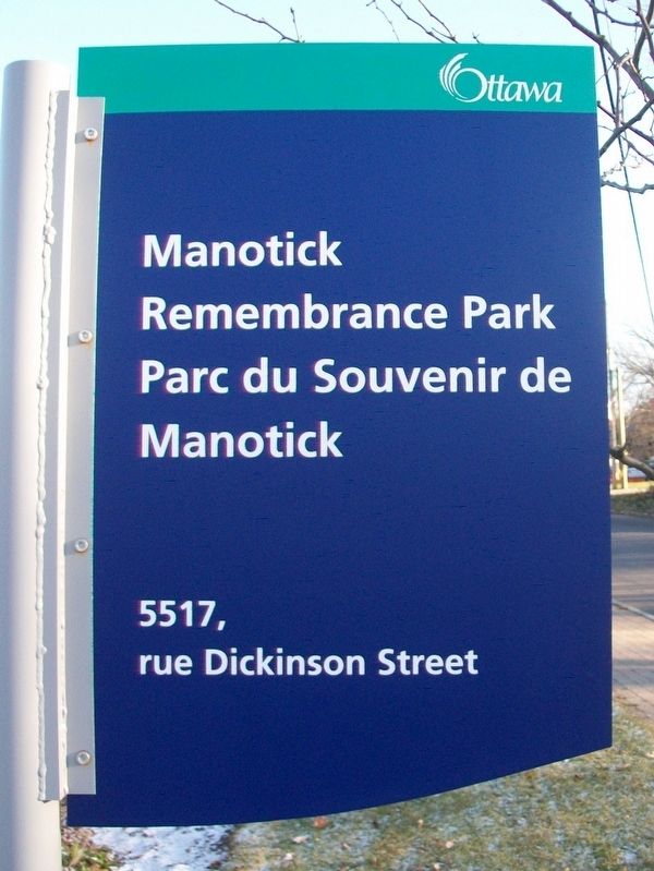 Manotick Remembrance Park / Parc du Souvenir de Manotick Sign. Click for full size. Manotick Remembrance Park / Parc du Souvenir de Manotick Sign image. Click for full size.