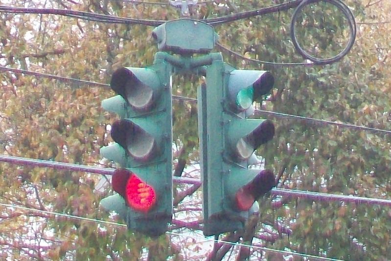 Tipperary Hill Traffic Light image. Click for full size.