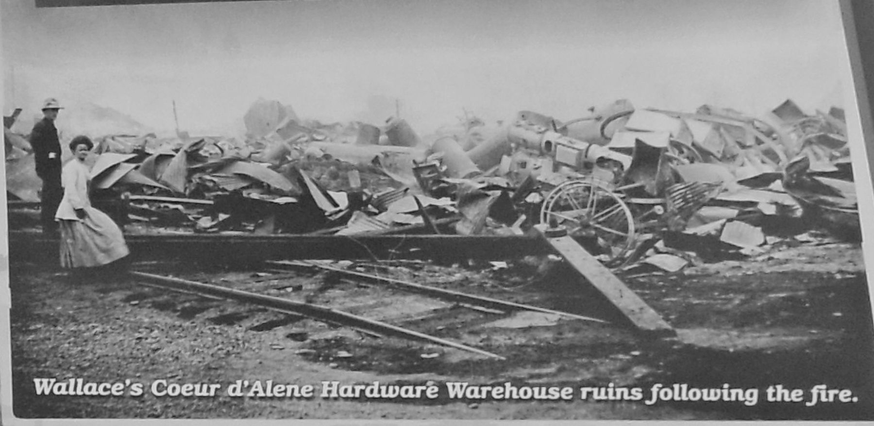 Marker detail: Coeur d'Alene Hardware Warehouse ruins image. Click for full size.