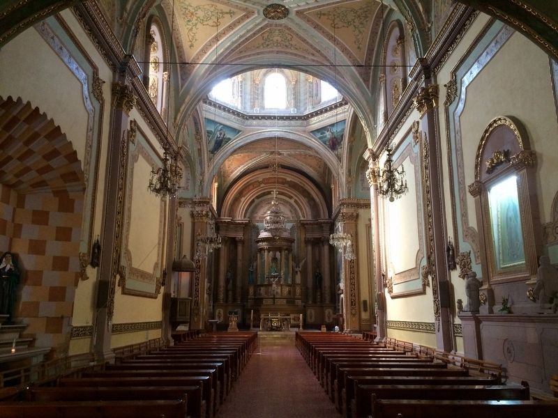 The interior of the Church of Saints Peter and Paul of La Caada image. Click for full size.
