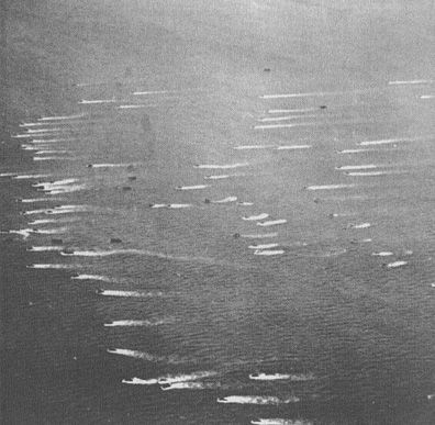 LVTs heading for the beach.. Click for full size. LVTs heading for the beach. image. Click for full size.
