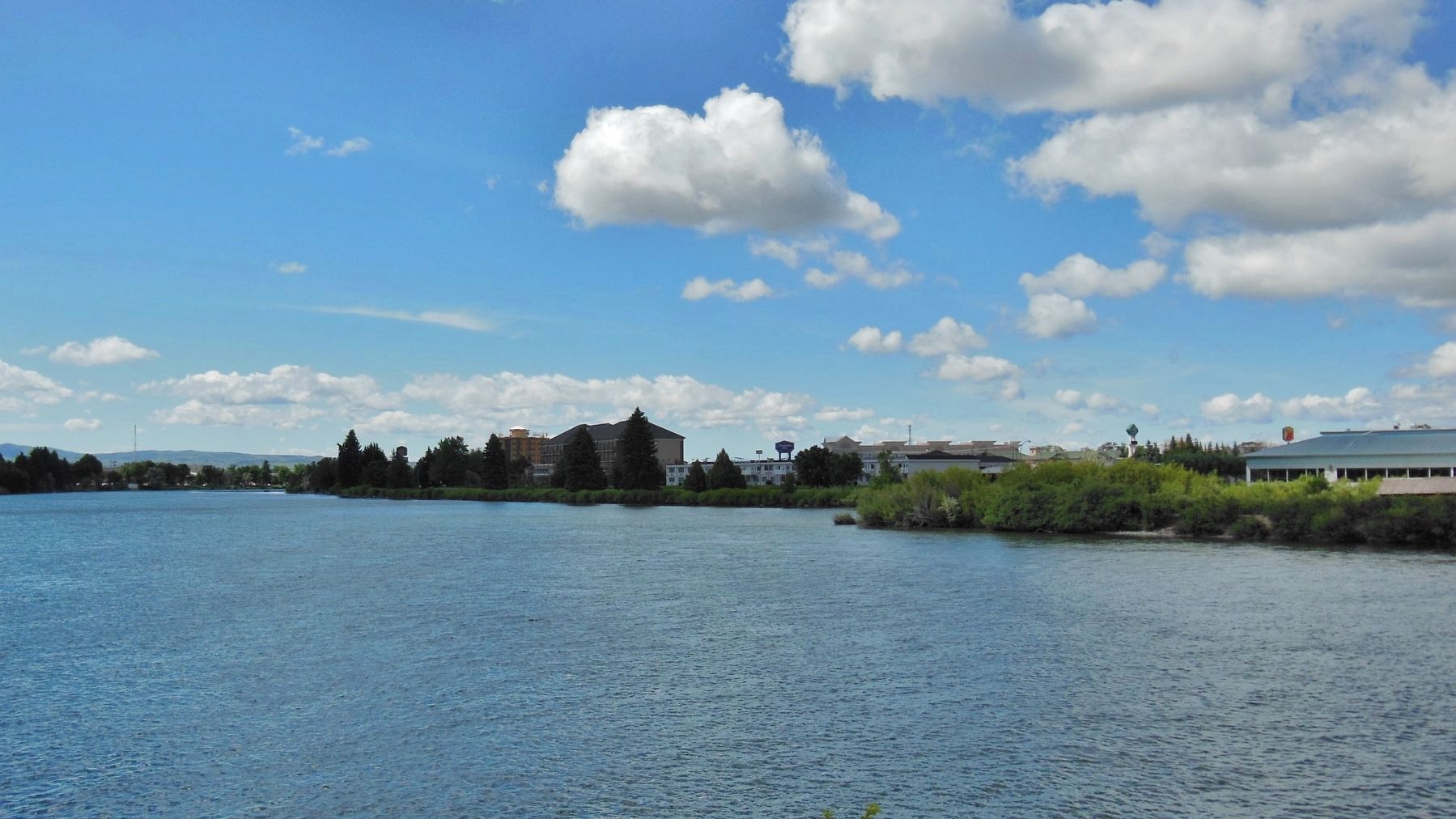 Snake River & Keefer's Island (<i>view from marker; Keefer's Island on the right</i>) image. Click for full size.
