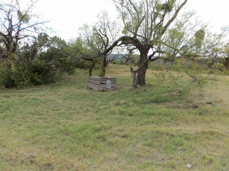 Pioneer's Well Marker. Click for full size. Pioneer's Well Marker image. Click for full size.