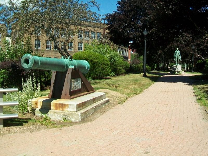 Spanish Bronze Cannon and Marker image. Click for full size.