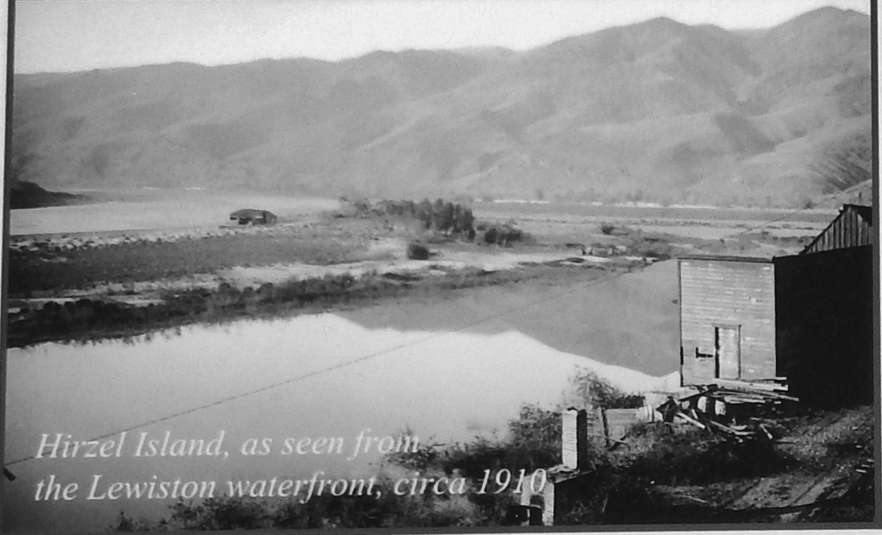Marker detail: Hirzel Island c1910 image. Click for full size.
