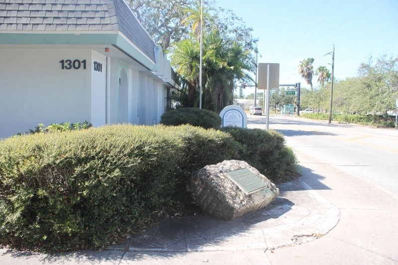 Bradenton General Hospital Marker and former location looking west on 9th Ave W. image. Click for full size.
