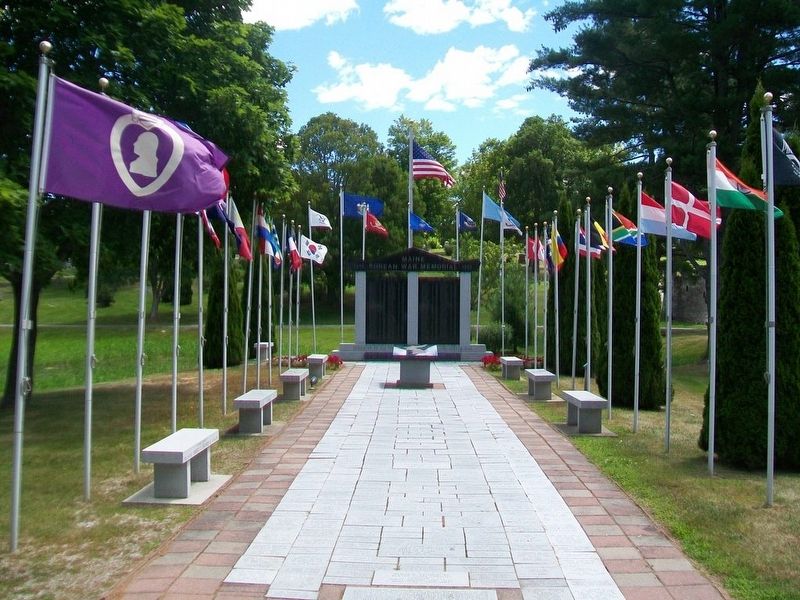 Maine Korean War Memorial image. Click for full size.
