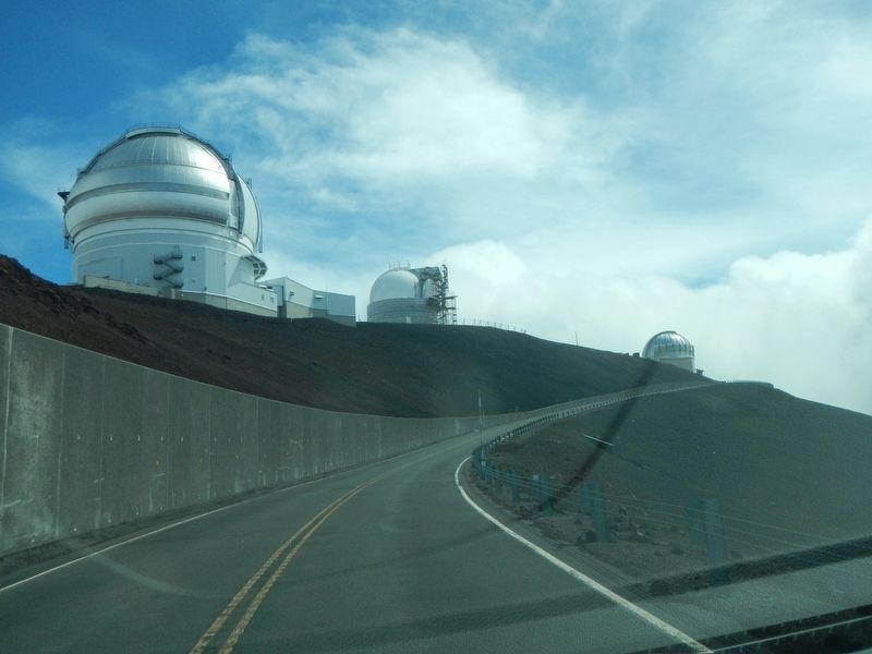 Observatories on the summit of Maunakea. Click for full size. Observatories on the summit of Maunakea image. Click for full size.
