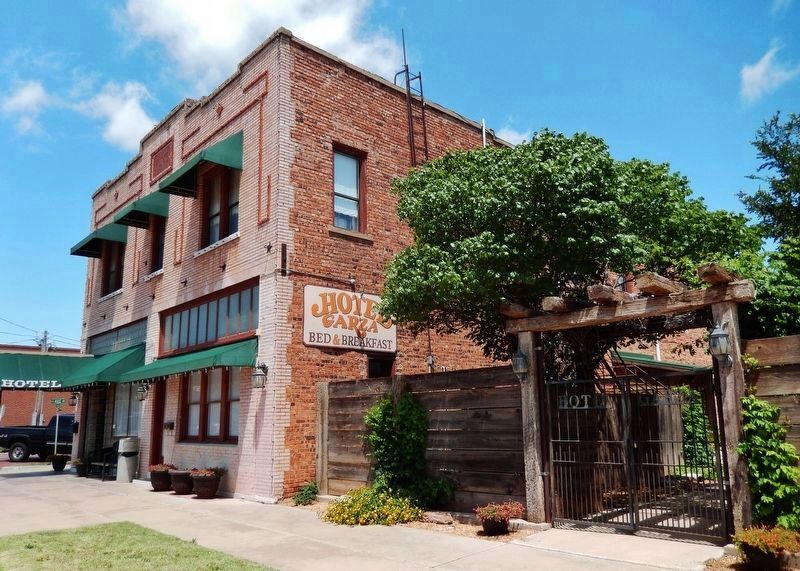 Post today: Hotel Garza image. Click for full size.