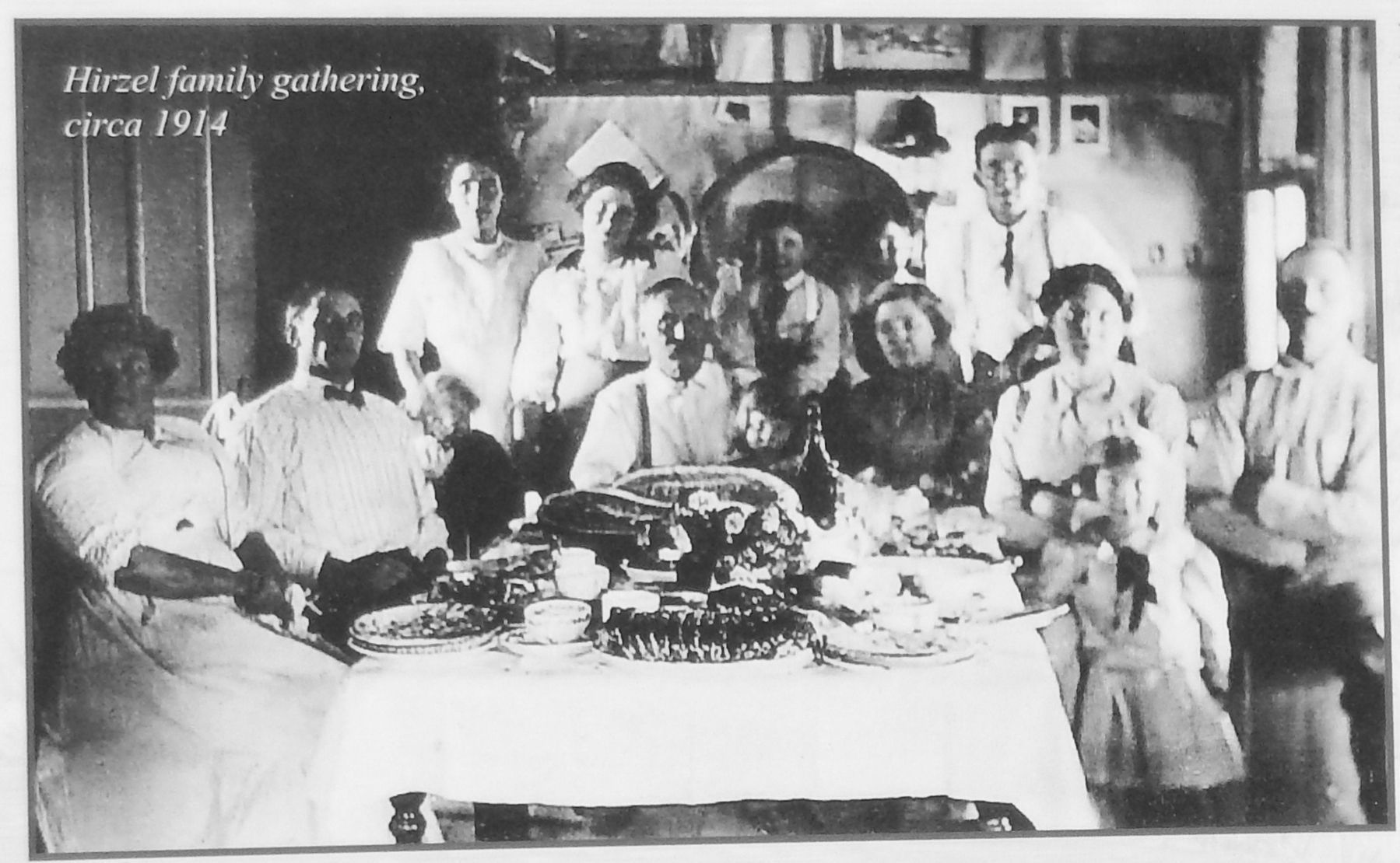 Marker detail: Hirzel Family Gathering, c1914 image. Click for full size.