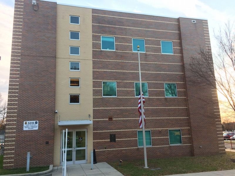 Marlon Francisco Morales Building with Marker image. Click for full size.