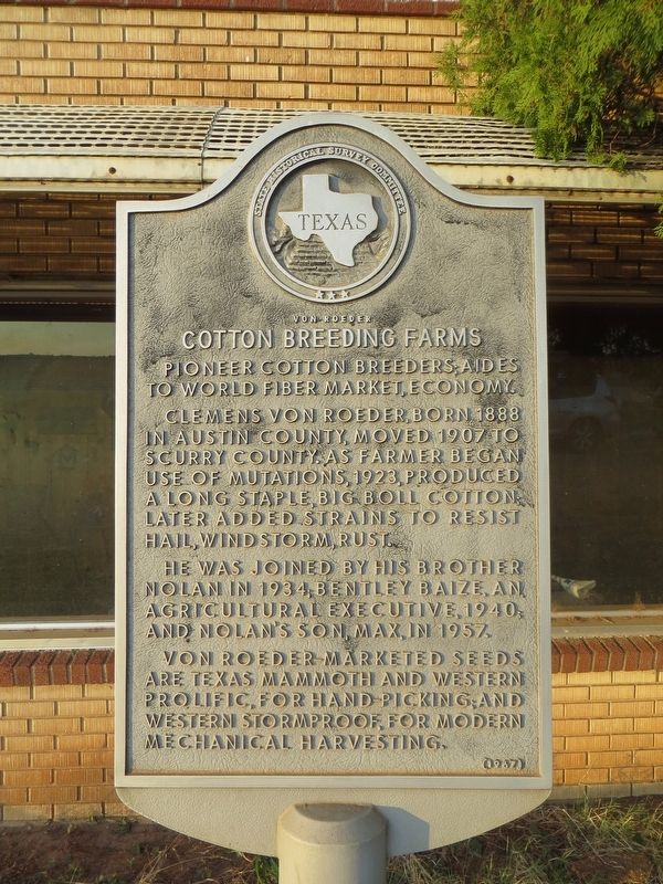 Von Roeder Cotton Breeding Farms Marker. Click for full size. Von Roeder Cotton Breeding Farms Marker image. Click for full size.