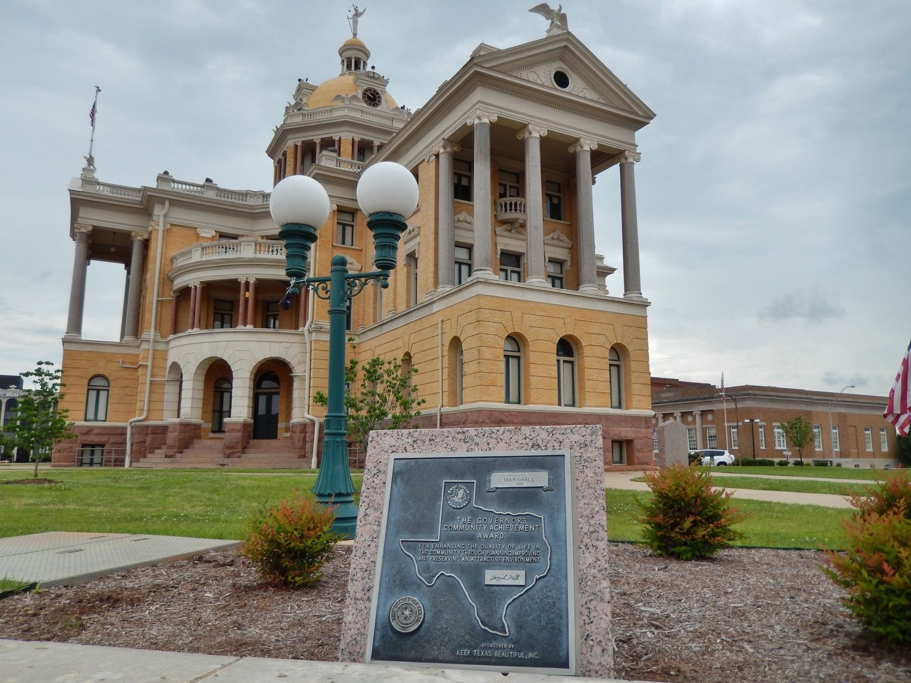 Texas Governor's Community Achievement Award (<i>adjacent to marker</i>). Click for full size. Texas Governor's Community Achievement Award (<i>adjacent to marker</i>) image. Click for full size.