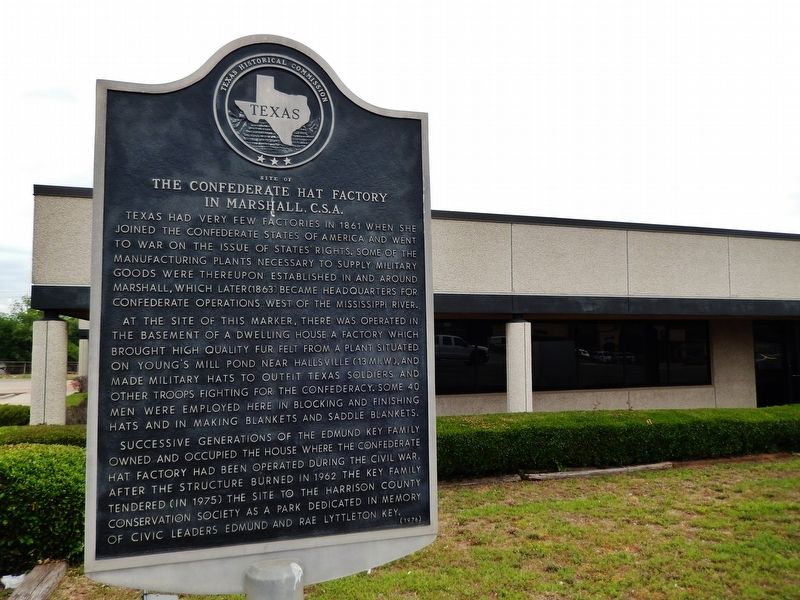 Site of The Confederate Hat Factory in Marshall, C.S.A. Marker (<i>wide view</i>) image. Click for full size.
