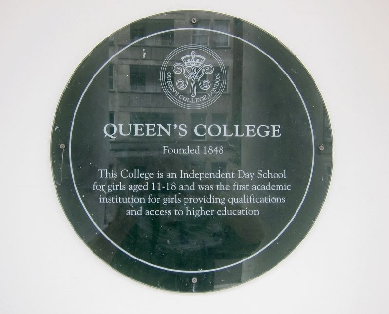 Queen's College Marker. Click for full size. Queen's College Marker image. Click for full size.