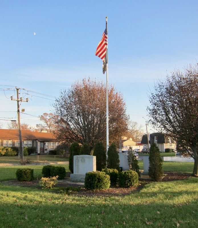 North Babylon Veteran's Memorial Marker - Wide View image. Click for full size.