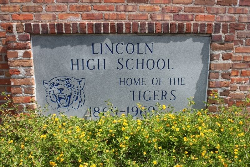 Original Lincoln High School Sign image. Click for full size.