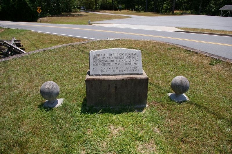 Dedicated to the Confederate Soldiers Marker image. Click for full size.