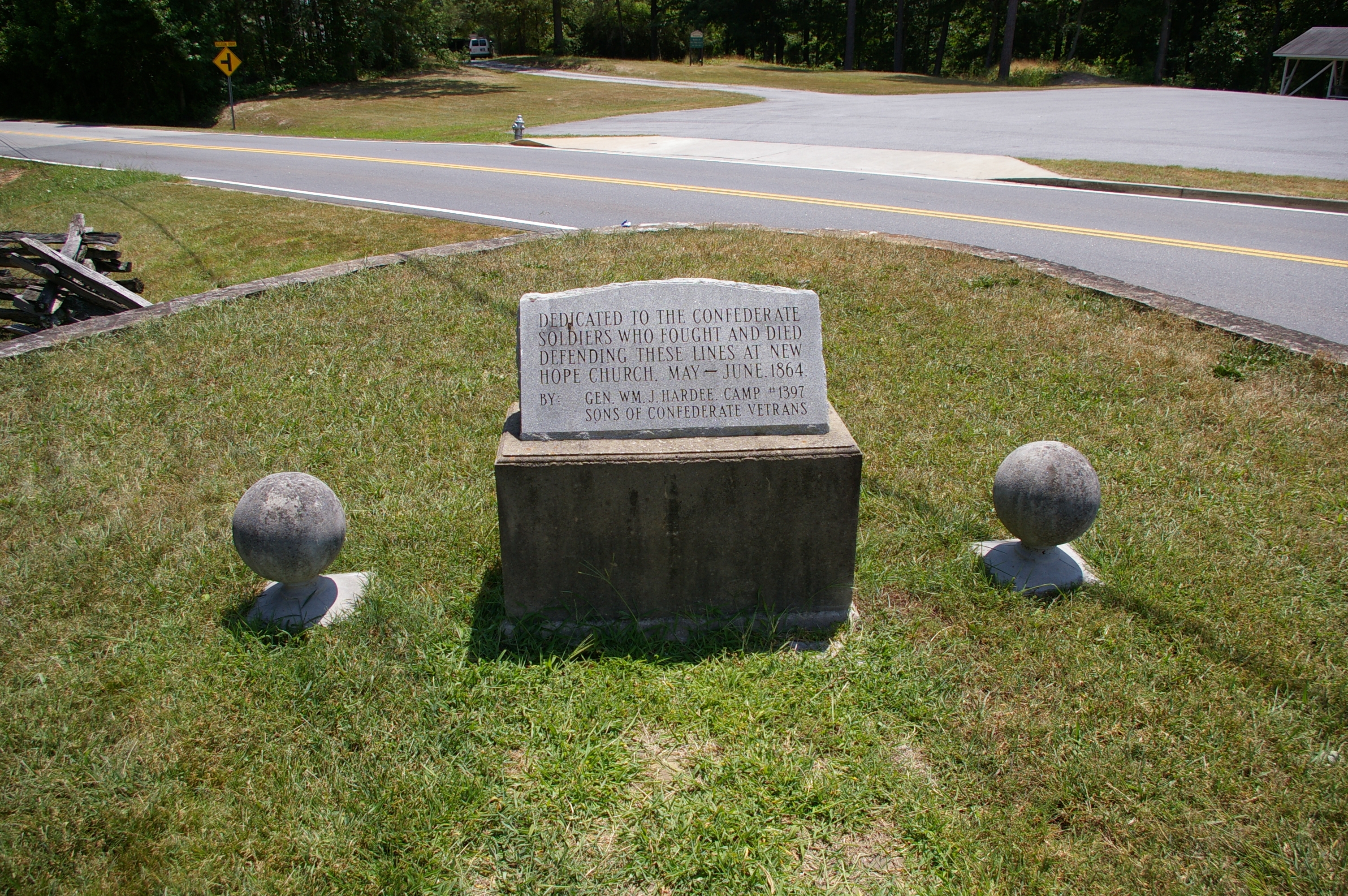 Dedicated to the Confederate Soldiers Marker