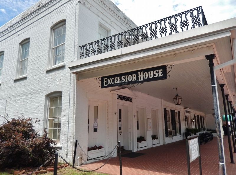 Excelsior House image. Click for full size.