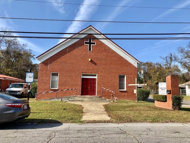 Former Old Mt. Olive Missionary Baptist Church. image. Click for full size.