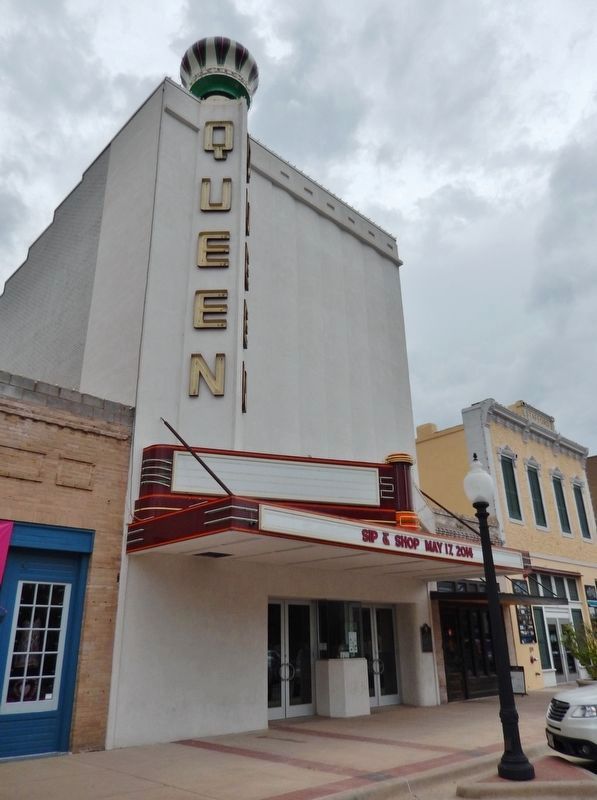 Queen Theater. Click for full size. Queen Theater image. Click for full size.