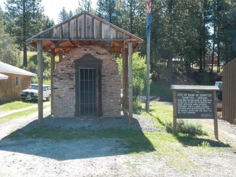 Bank of Sumpter Vault and Marker. Click for full size. Bank of Sumpter Vault and Marker image. Click for full size.