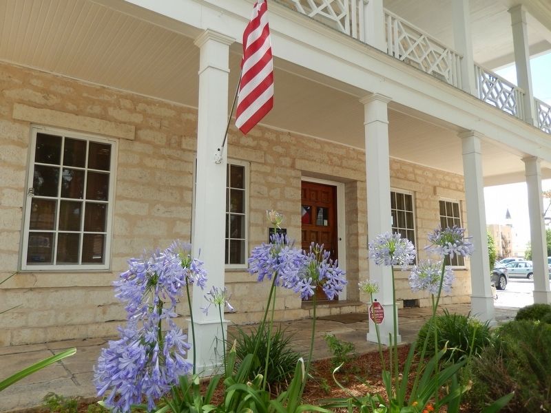 Hinmann House image. Click for full size.
