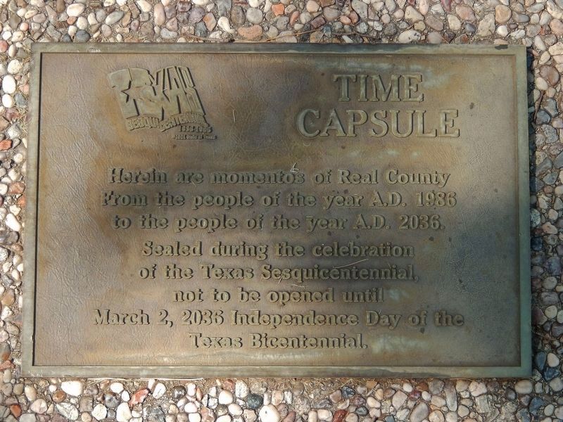 Real County Sesquicentennial / Bicentennial Time Capsule (<i>near marker</i>) image. Click for full size.