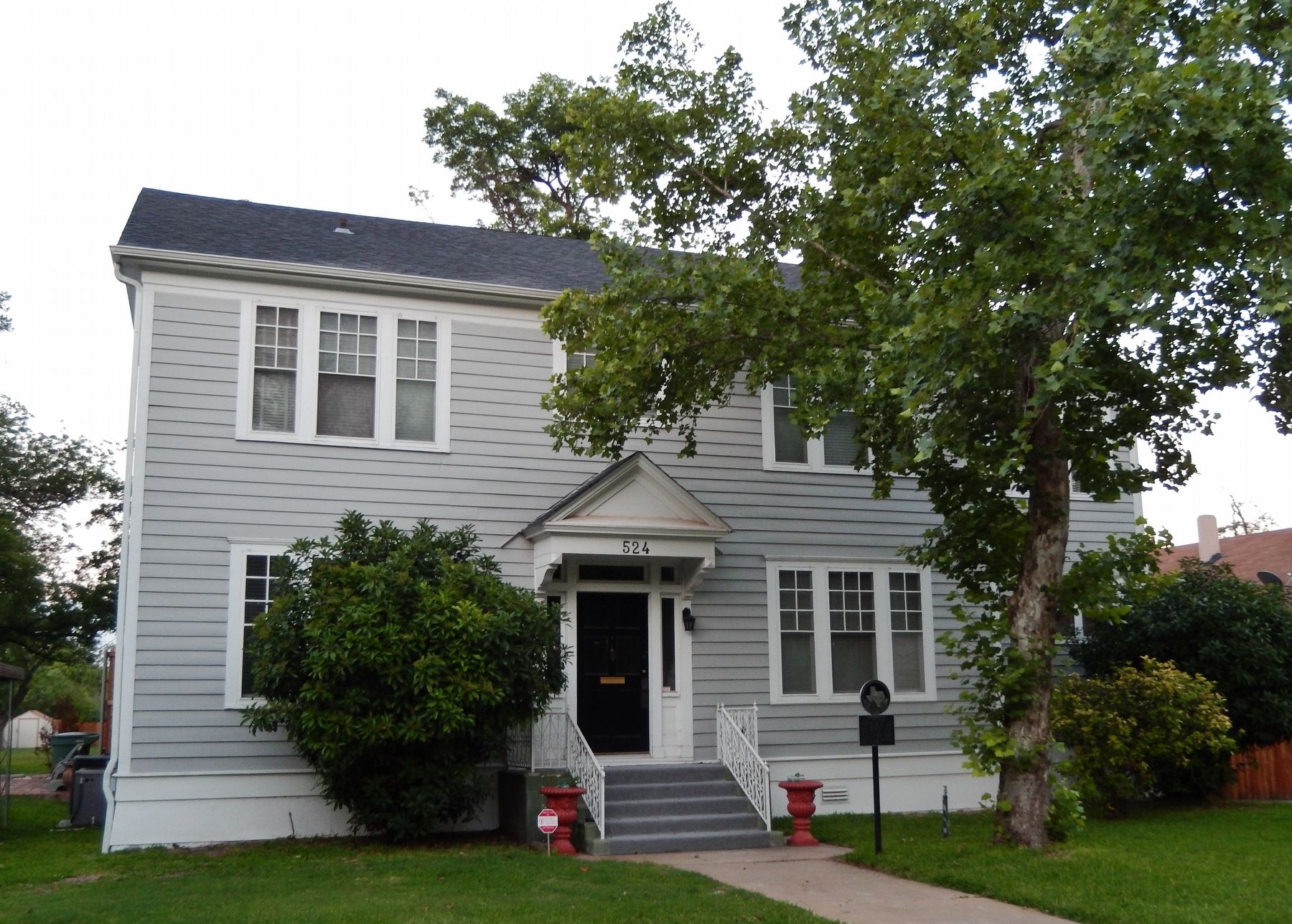 Schwartz House image. Click for full size.