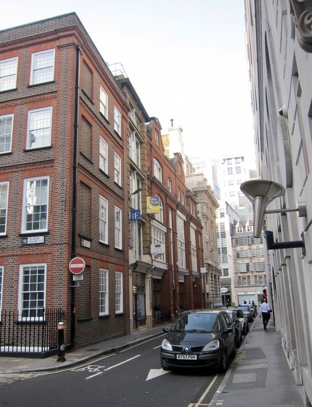 Sunday Times Premiere Issue Marker - Wider View, Looking North Towards Fleet Street. Click for full size. Sunday Times Premiere Issue Marker - Wider View, Looking North Towards Fleet Street image. Click for full size.