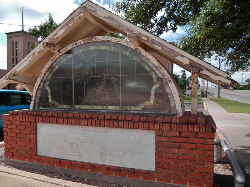 First Methodist Church (<i>window from 1914 red brick church</i>). Click for full size. First Methodist Church (<i>window from 1914 red brick church</i>) image. Click for full size.