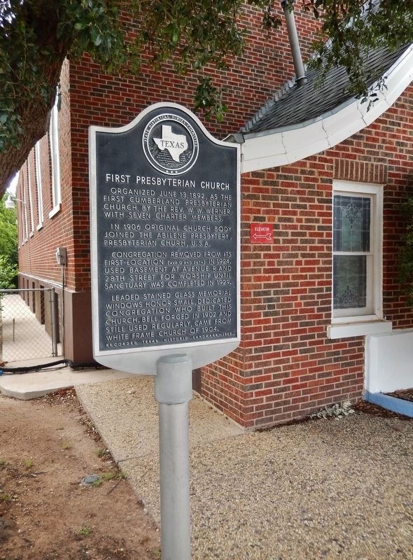 First Presbyterian Church Marker (<i>tall view</i>). Click for full size. First Presbyterian Church Marker (<i>tall view</i>) image. Click for full size.