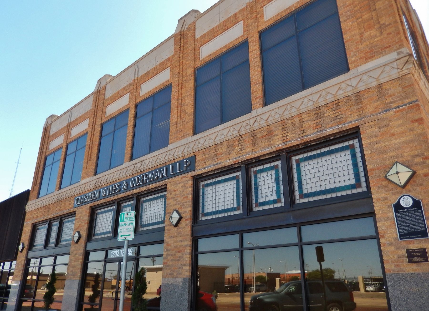 Carlock Building (<i>wide view</i>). Click for full size. Carlock Building (<i>wide view</i>) image. Click for full size.