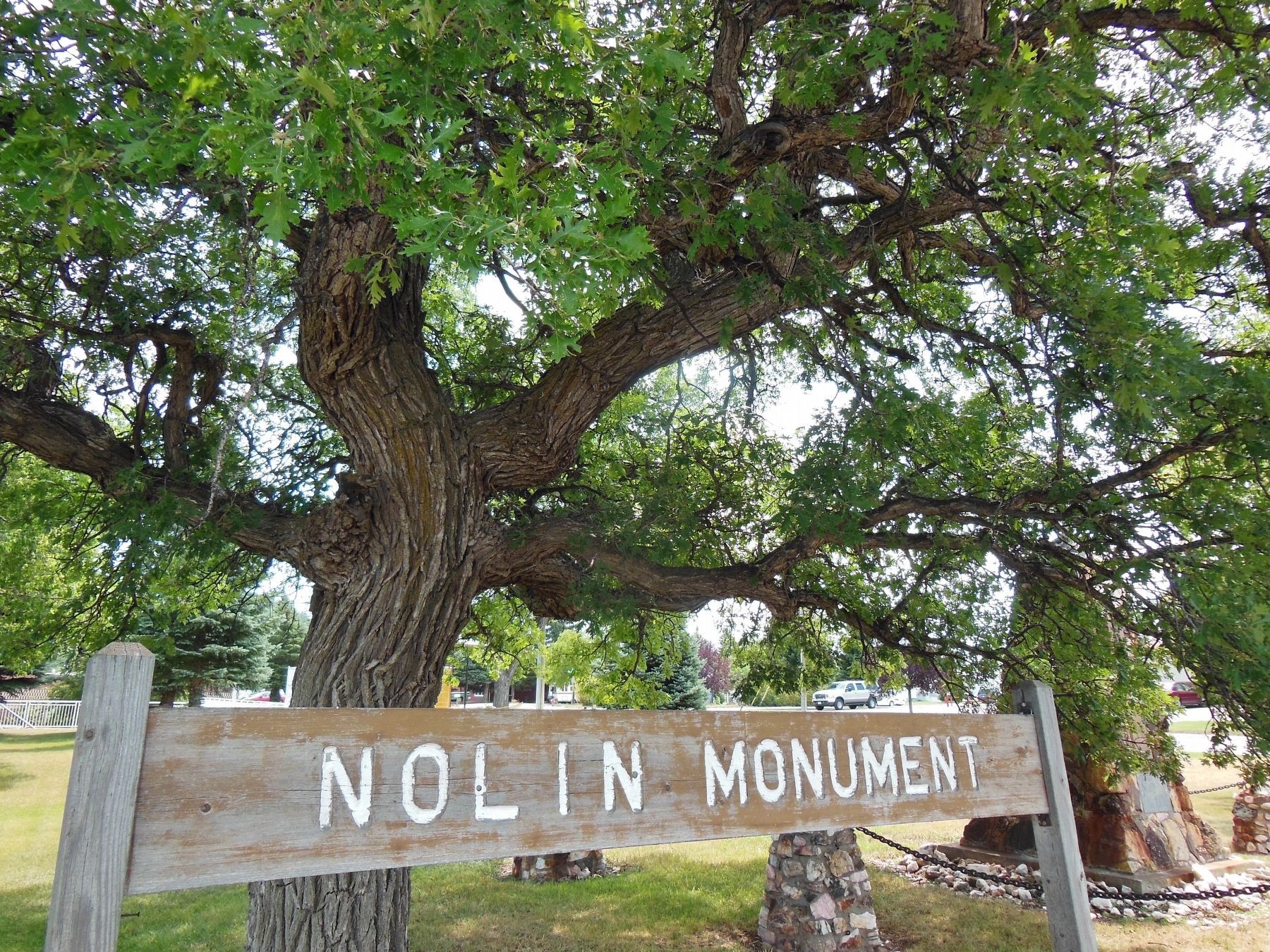 Nolin Monument Sign image. Click for full size.