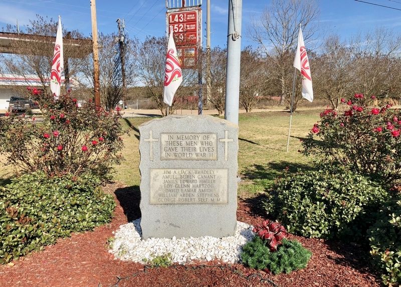 Louisville World War II Memorial image. Click for full size.