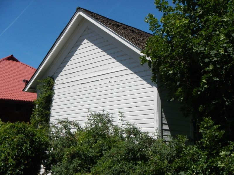 Byrd School, back. Click for full size. Byrd School, back image. Click for full size.