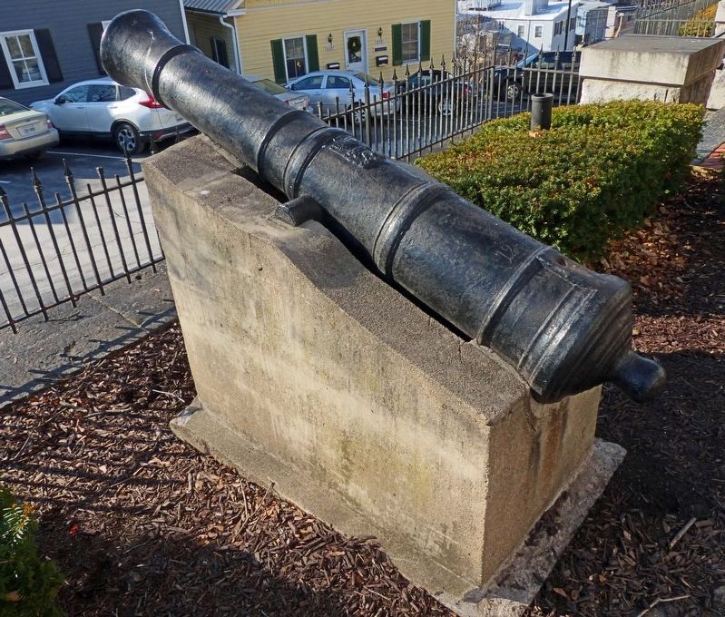 Courthouse Cannon image. Click for full size.