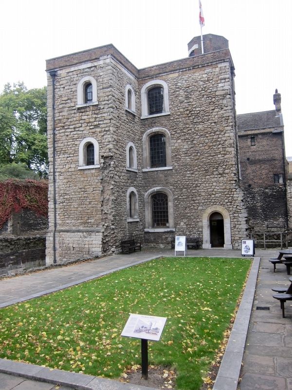 The Jewel Tower and Marker - Wide View image. Click for full size.