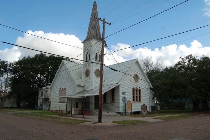 Twin City Gospel Temple and Marker. Click for full size. Twin City Gospel Temple and Marker image. Click for full size.