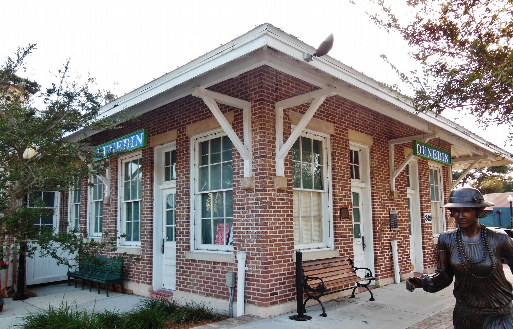 Orange Belt Railway Station Marker (<i>wide view; marker visible between window and door</i>). Click for full size. Orange Belt Railway Station Marker (<i>wide view; marker visible between window and door</i>) image. Click for full size.