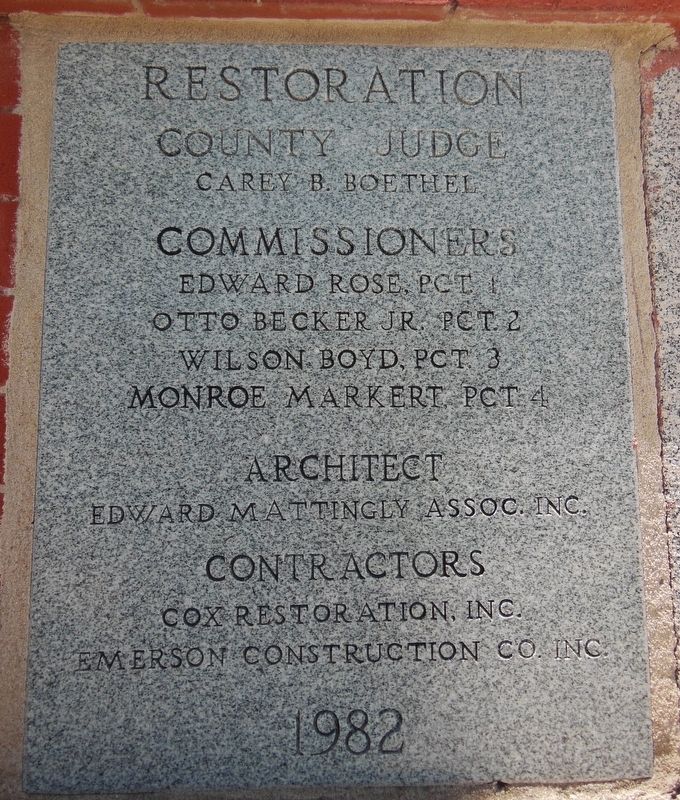 Lee County Courthouse 1982 Restoration Cornerstone image. Click for full size.