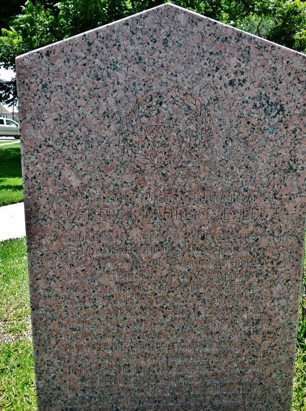 General Robert E. Lee (<i>front side</i>). Click for full size. General Robert E. Lee (<i>front side</i>) image. Click for full size.