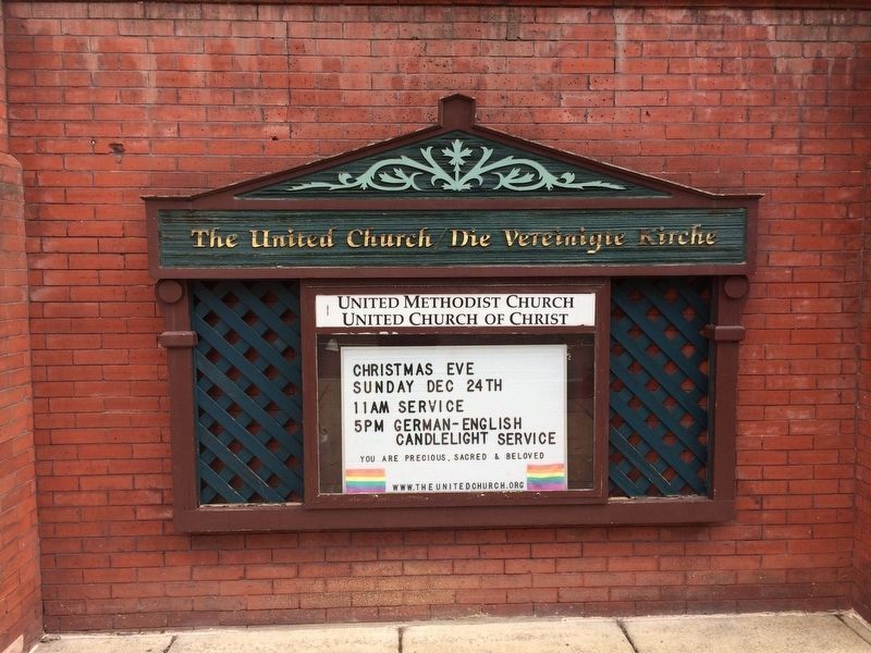 The United Church/Die Vereinigte Kirche Sign image. Click for full size.