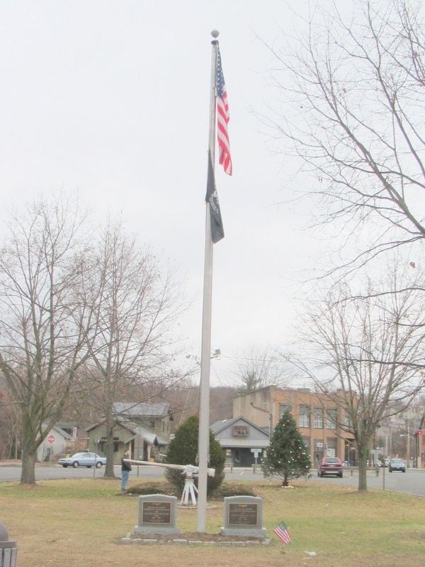 Sparkill Viet-Nam War Monument image. Click for full size.